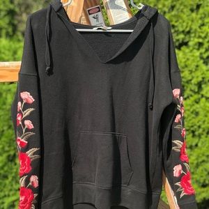 American Eagle Sweatshirt